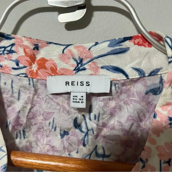 REISS ELLE FLORAL PRINT TIE FRONT CROPPED BLOUSE SIZE 0 - Picture 4 of 11